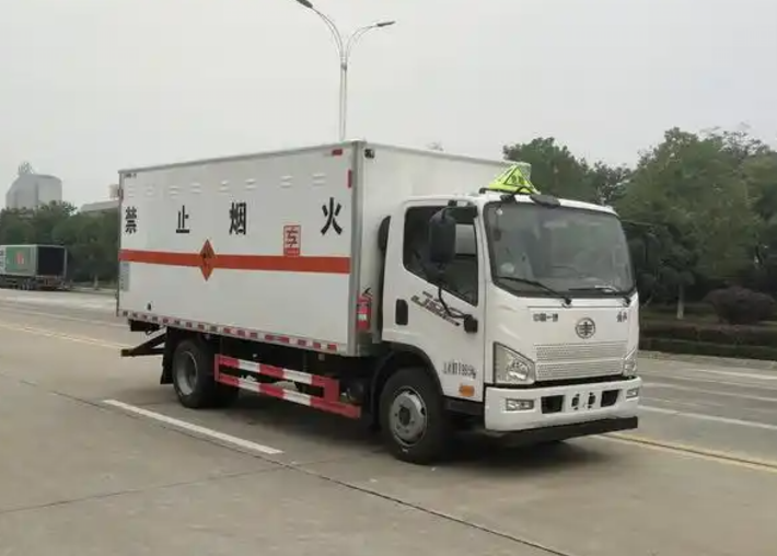 打安镇爆破器材运输车可以上高速吗？